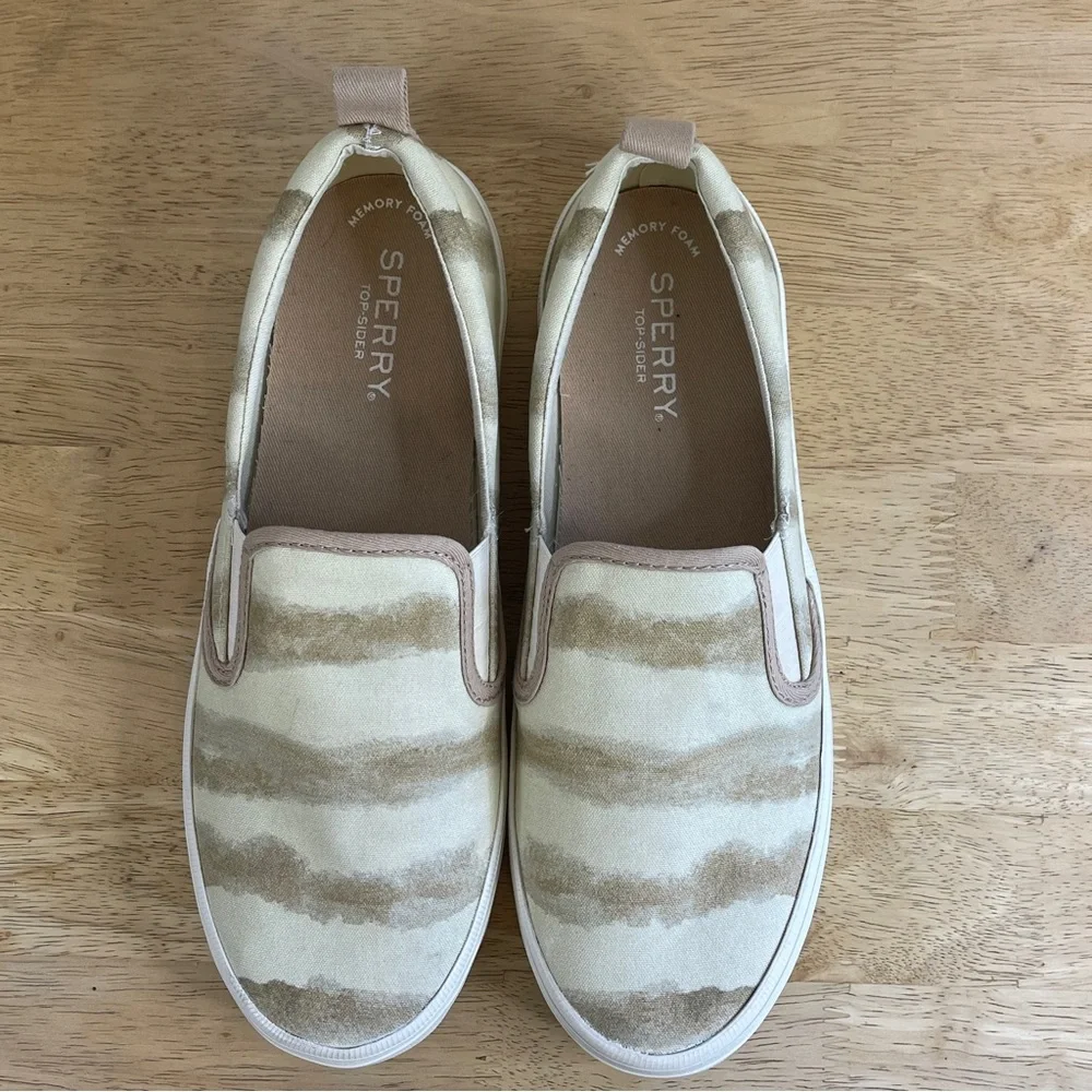 Sperry Women's Crest Tie Dyed Slip on Sneakers Sz 8